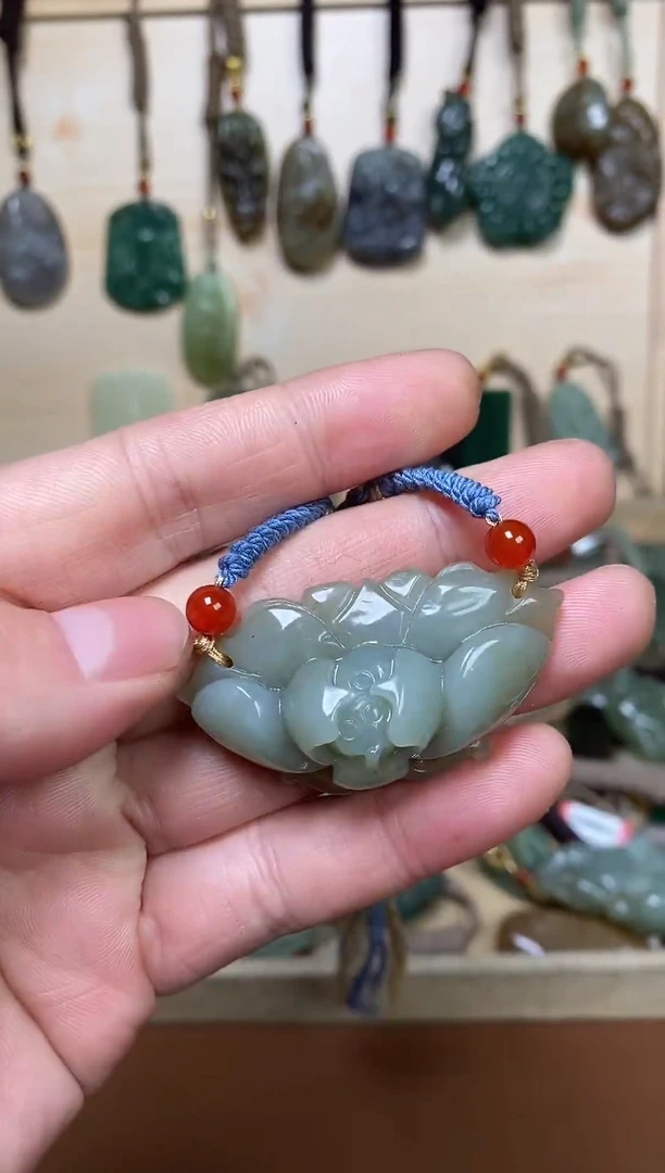 颈饰未镶嵌和田玉1