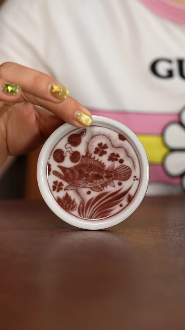 釉里红鱼藻纹小杯垫