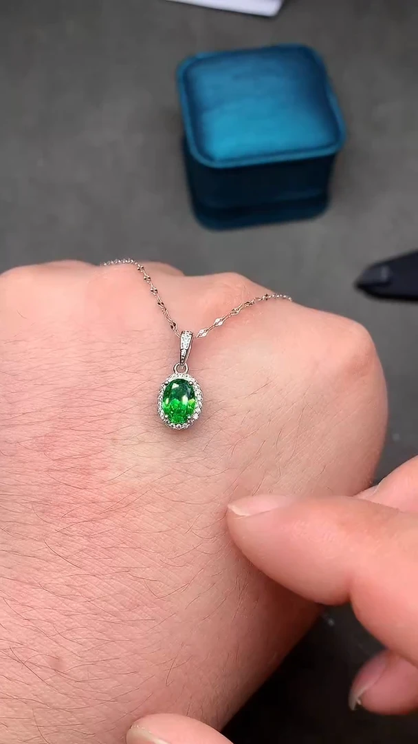 【闪购商品】石榴石（紫牙乌）颈饰银S925镶嵌...........