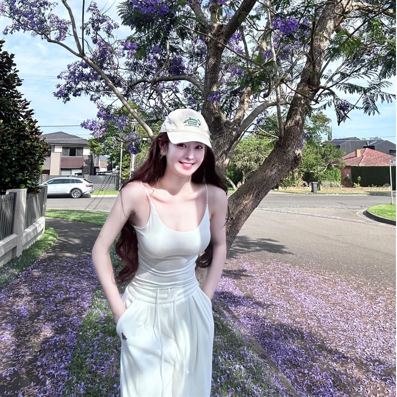 2025新款纯欲风白色吊带背心女夏外穿辣妹抹胸带胸垫运动短款上衣