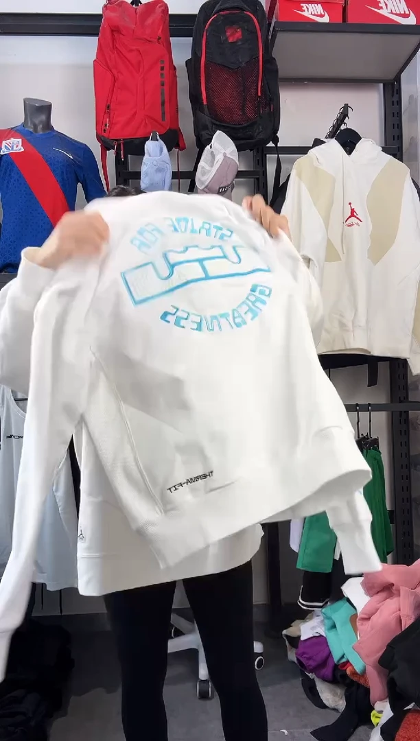 232编码 瑕疵款直播间过款为准 尺码M