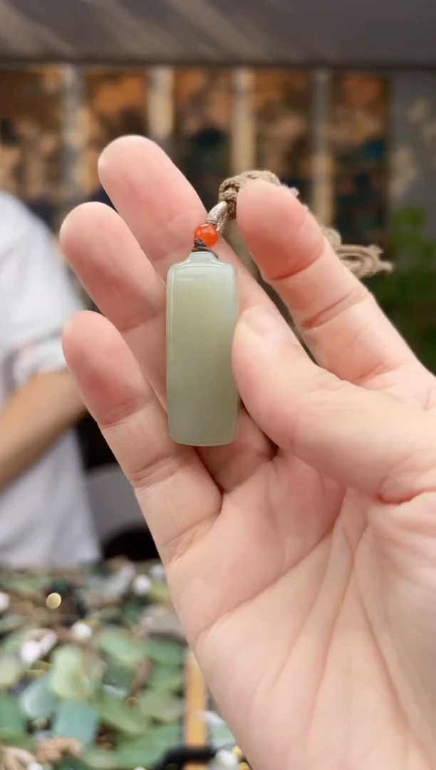 未镶嵌和田玉挂件拍一发一