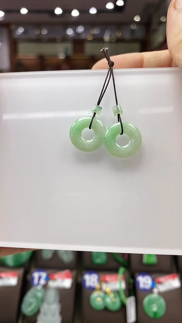 颈饰未镶嵌翡翠甜甜圈
