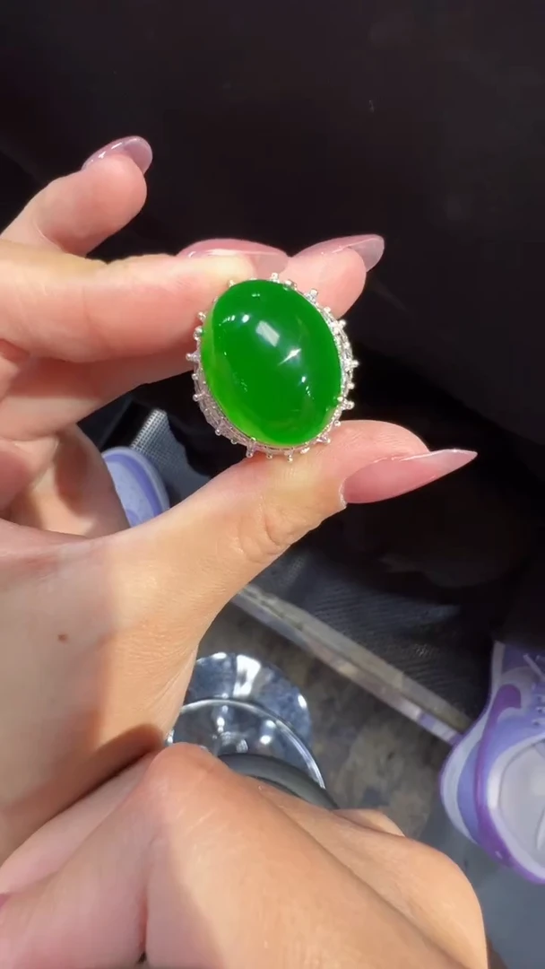 定制翡翠未镶嵌蛋面1