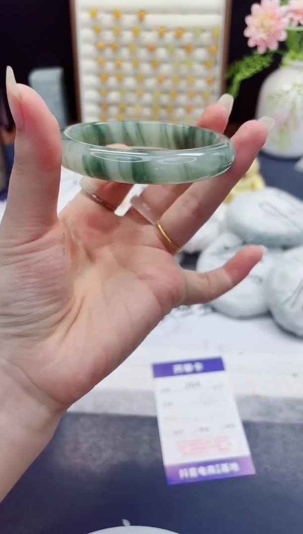 未镶嵌手镯石英质玉264-天山翠-圈口58