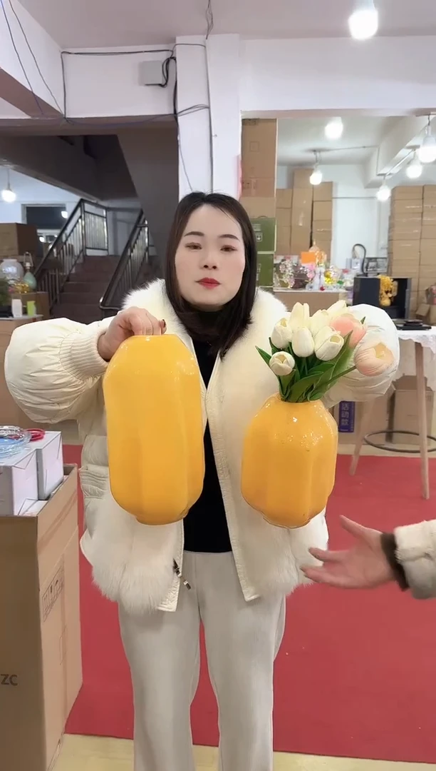 【闪购商品】无铅玻璃迪喜花器-v-早27 一对