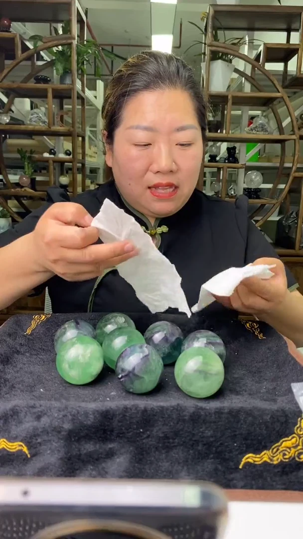 球未镶嵌萤石萤石球D697多样性发其一230+