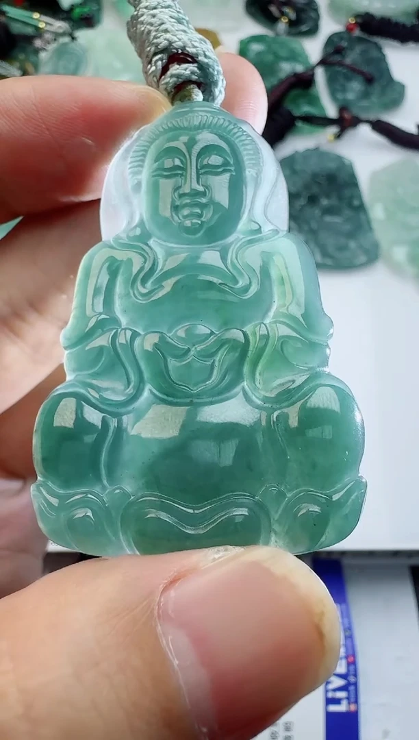 【闪购商品】翡翠吊坠(不含链)未镶嵌多样性随机发其一