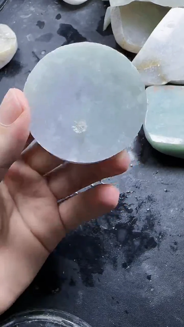 翡翠挂件未镶嵌128翡翠
