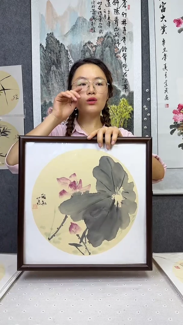 国画个人纯手绘荷花