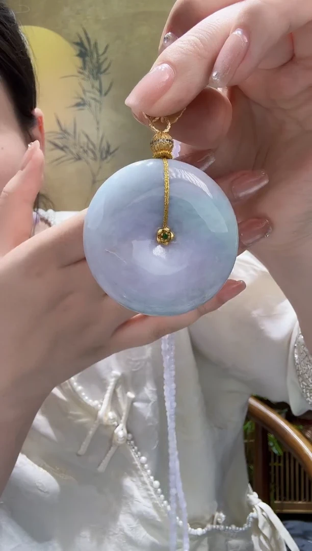 翡翠未镶嵌颈饰吊坠