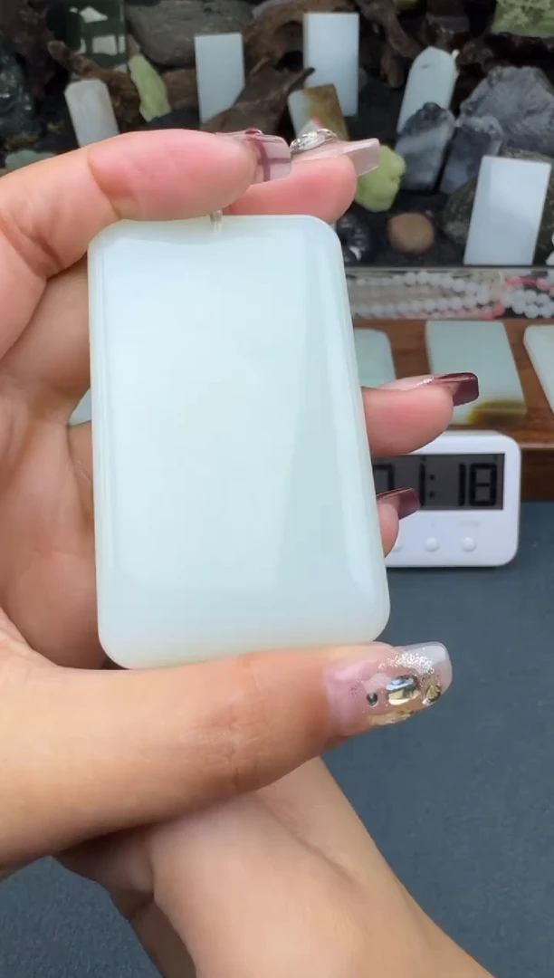 【闪购商品】和田玉颈饰未镶嵌菲菲