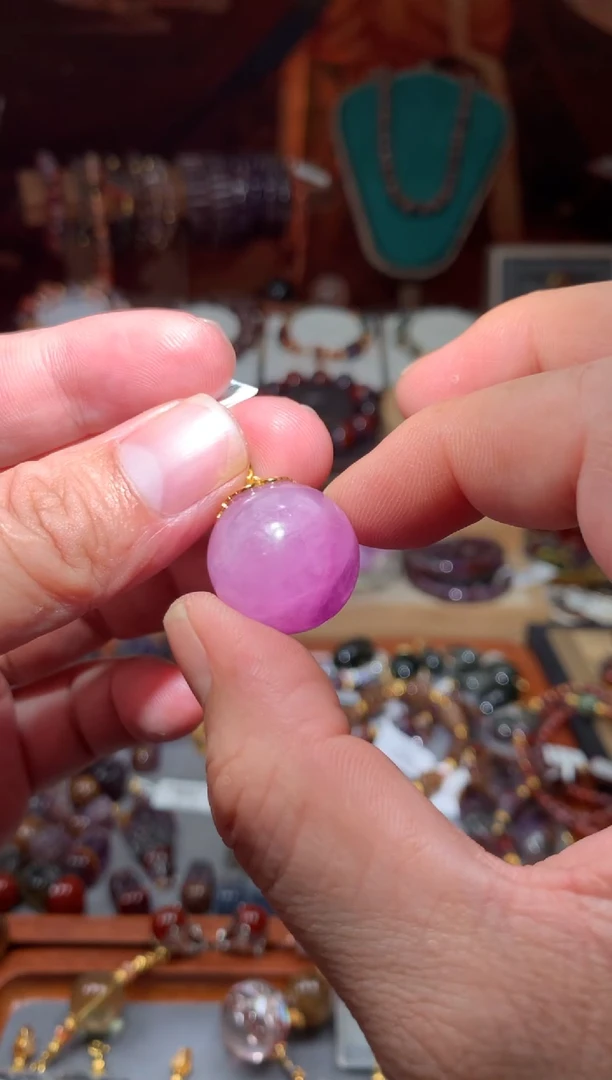 未镶嵌锂辉石吊坠紫锂辉20mm+多样性