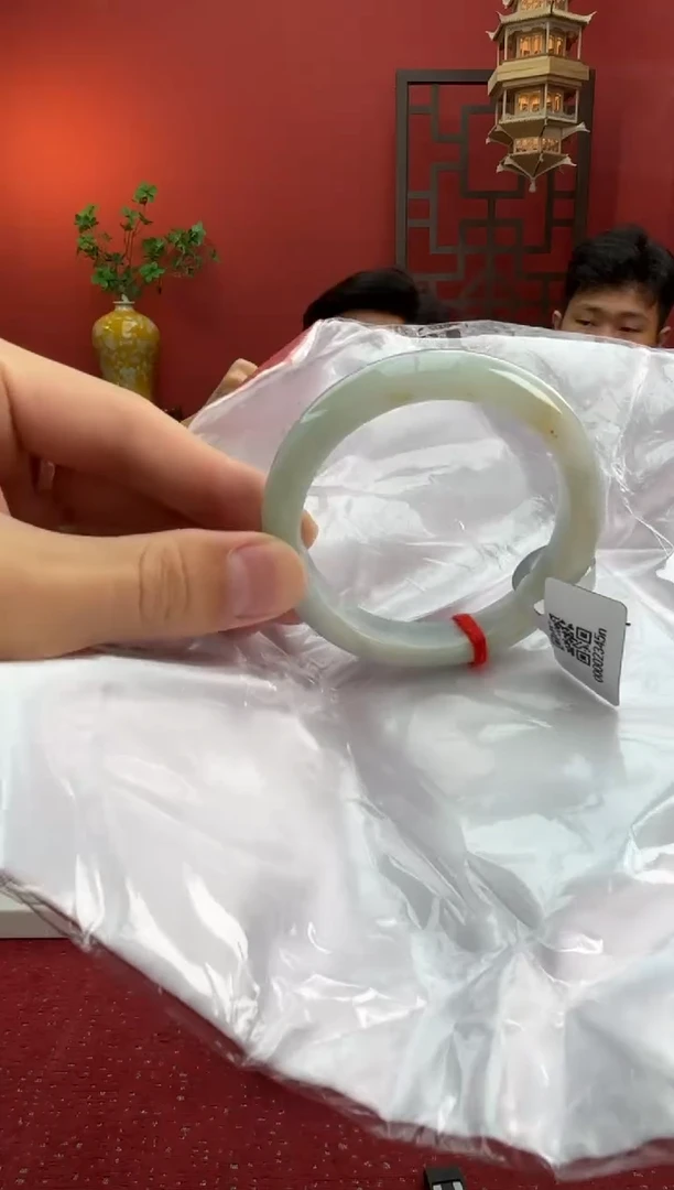 翡翠手镯未镶嵌6手镯