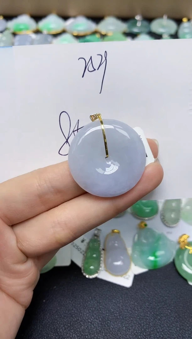 翡翠18K金镶嵌颈饰 天然翡翠A货
