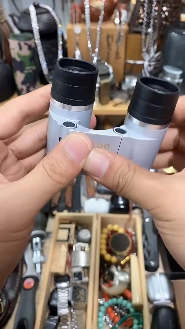 瓷片闪购商品  如图所示