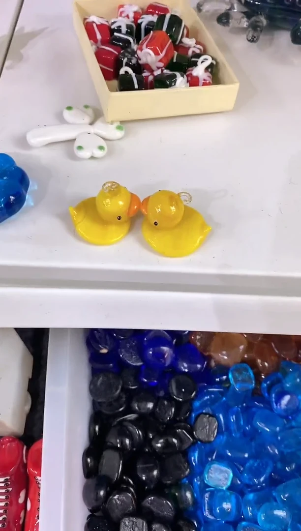 琉璃手工艺品挂钩鸭子一对