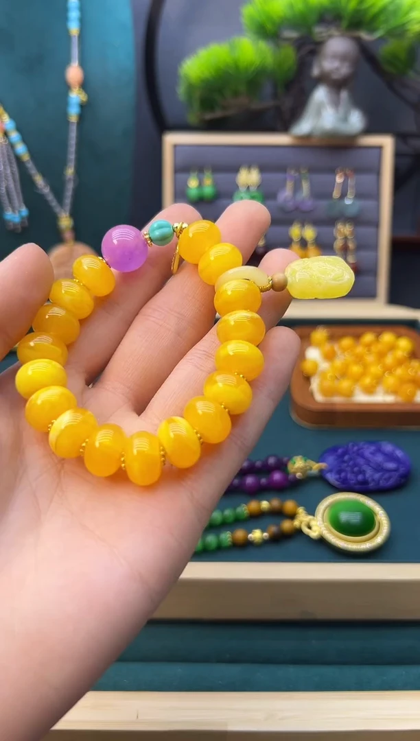 【闪购商品】蜜蜡手链14K金镶嵌S156