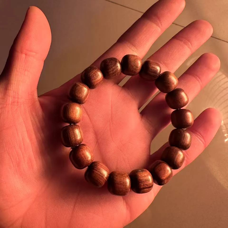 时尚 精美 高端 花梨 创意饰品