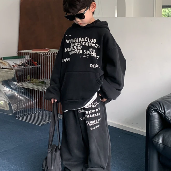 麦哟哟儿童冬季加绒套装洋气休闲连帽宽松韩版时尚印花运动中小童