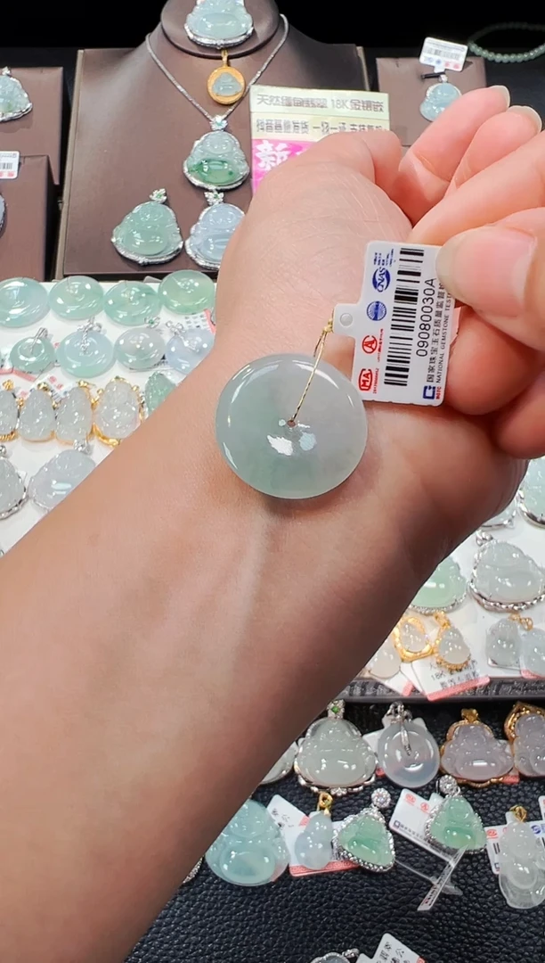 【闪购商品】翡翠吊坠(不含链)未镶嵌佛公吊坠30A