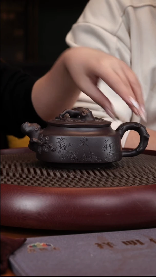 【闪购商品】紫砂茶壶1-70 YXM岁寒三友紫泥450cc