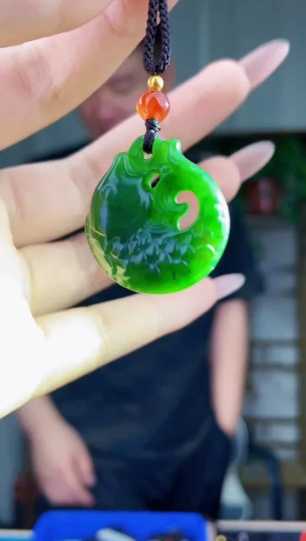 和田玉未镶嵌挂件拍一发一，多样性发货！