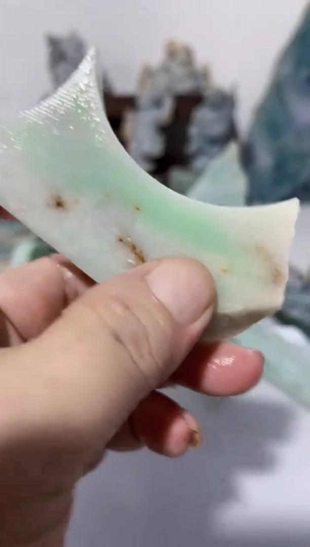 翡翠未镶嵌吊坠(不含链)752