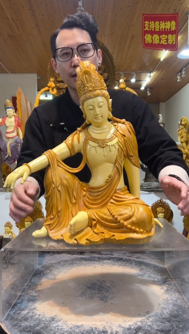 香樟木自在观音42cm高