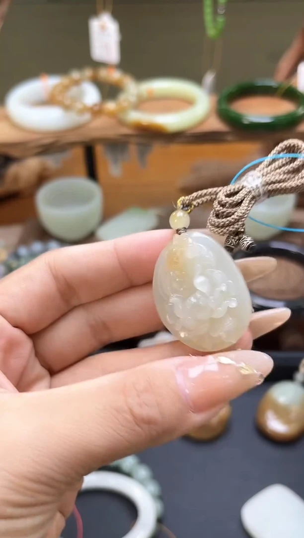 吊坠(不含链)未镶嵌和田玉青海白 花开富贵9014613