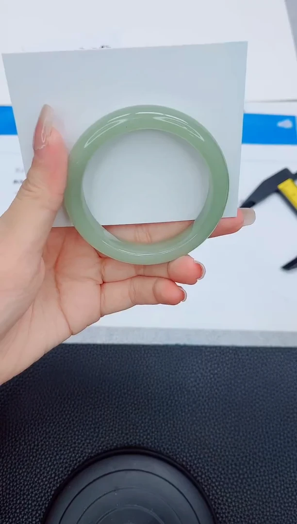 石英质玉手镯未镶嵌220-52.1