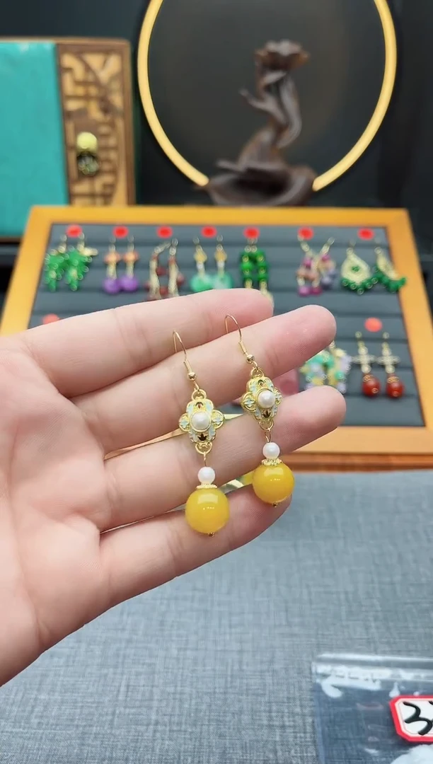 【闪购商品】玛瑙/玉髓耳钉银S925镶嵌330000