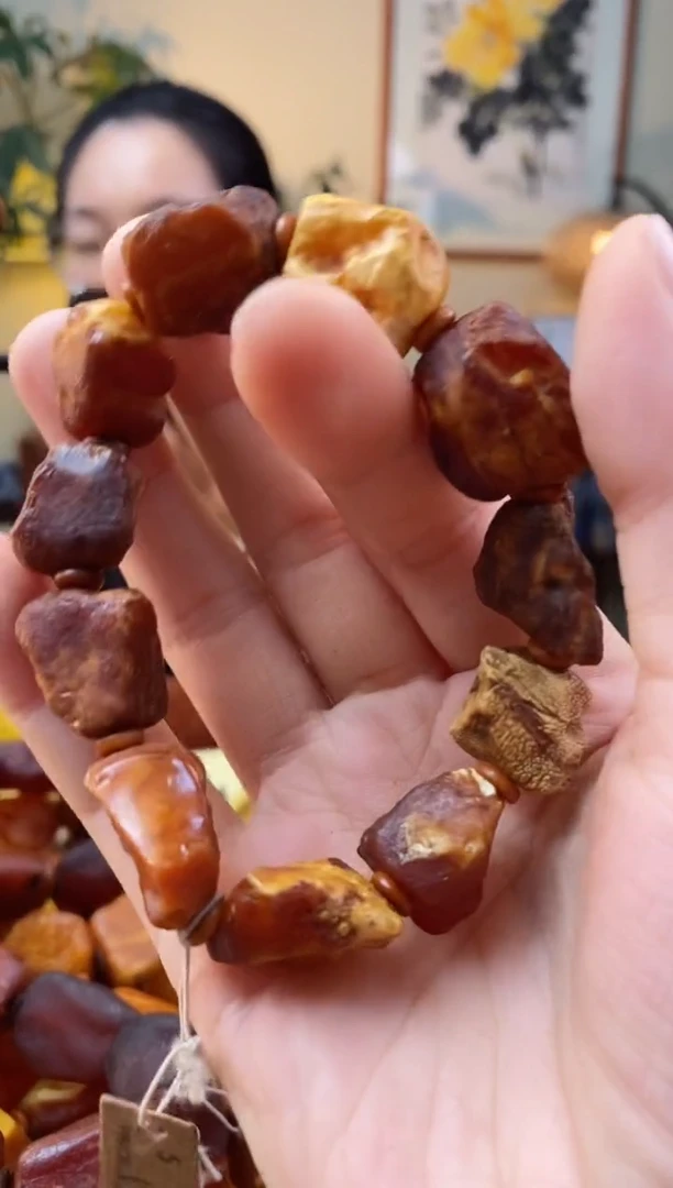 【闪购商品】琥珀手串未镶嵌手串