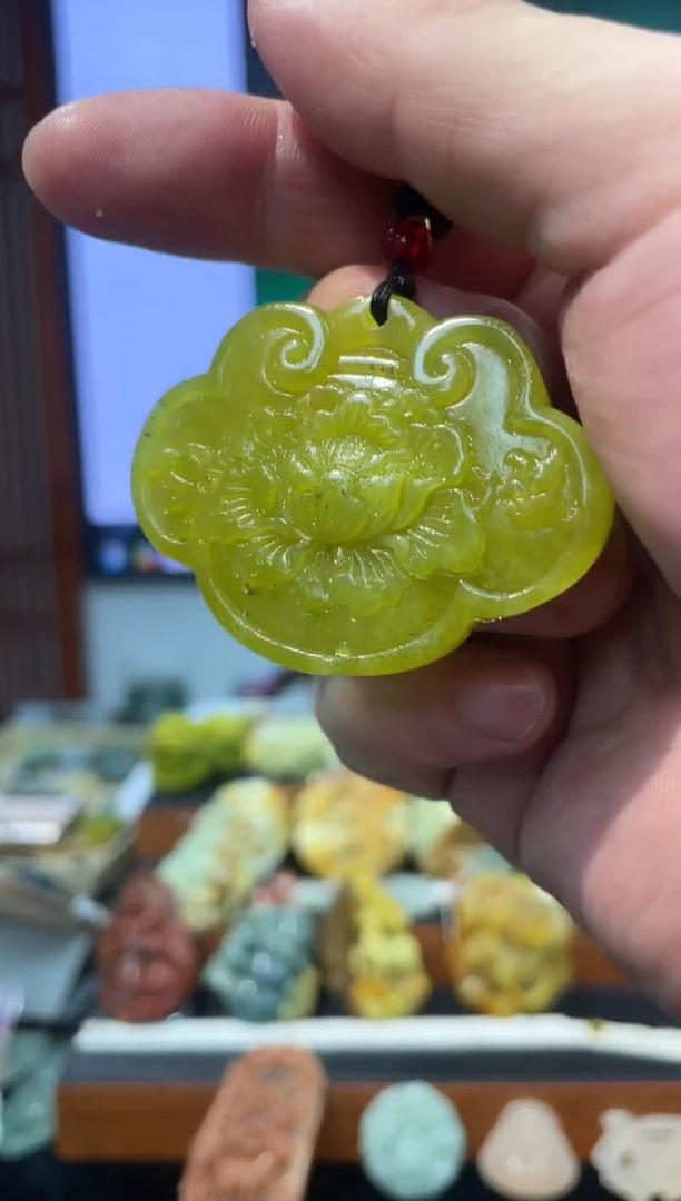 【闪购商品】岫玉吊坠未镶嵌·