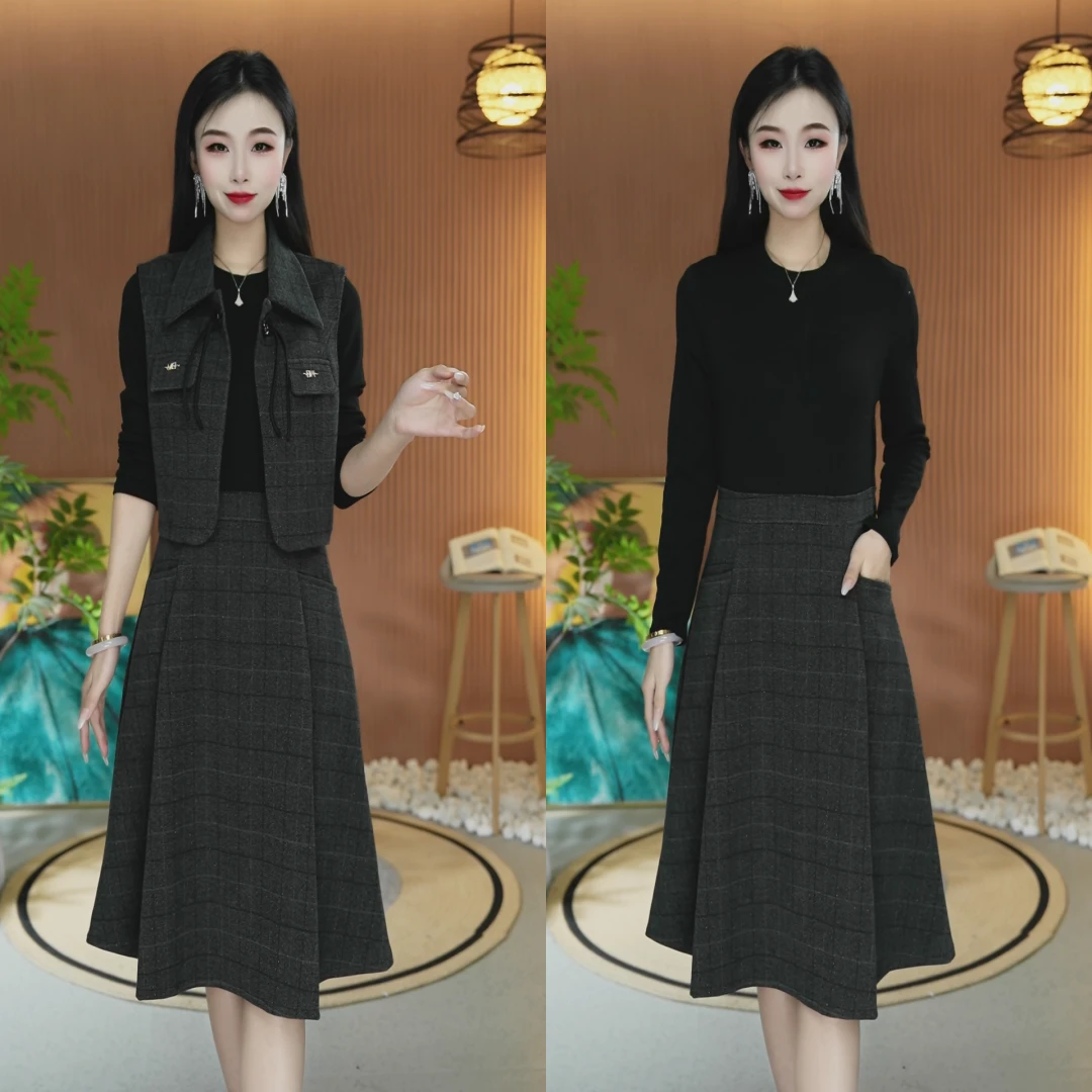 马甲+裙子格子新款洋气套裙遮肉显瘦气质妈妈装减龄百搭两件套