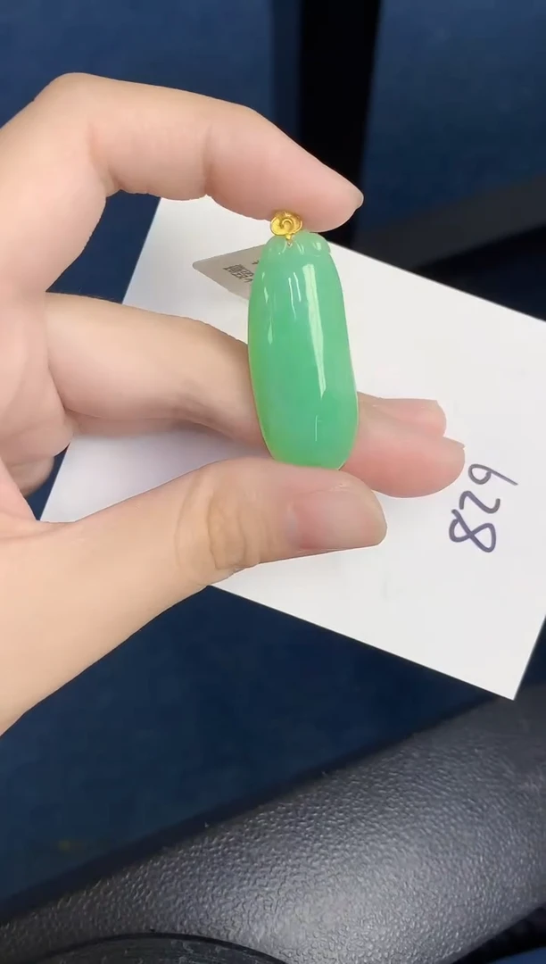 【闪购商品】翡翠颈饰18K金镶嵌000000000