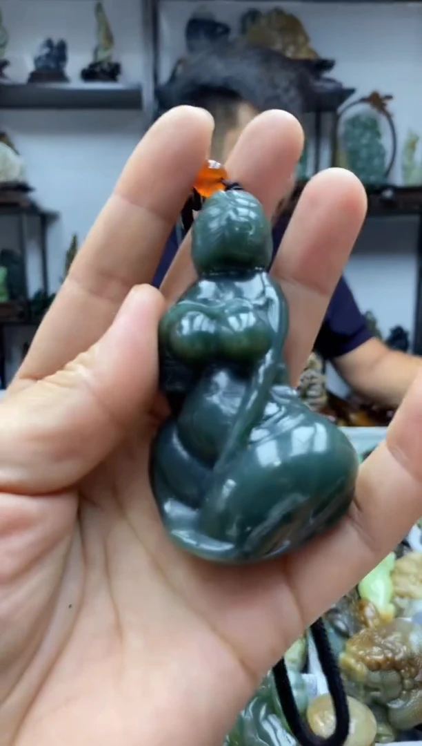 未镶嵌和田玉把件1