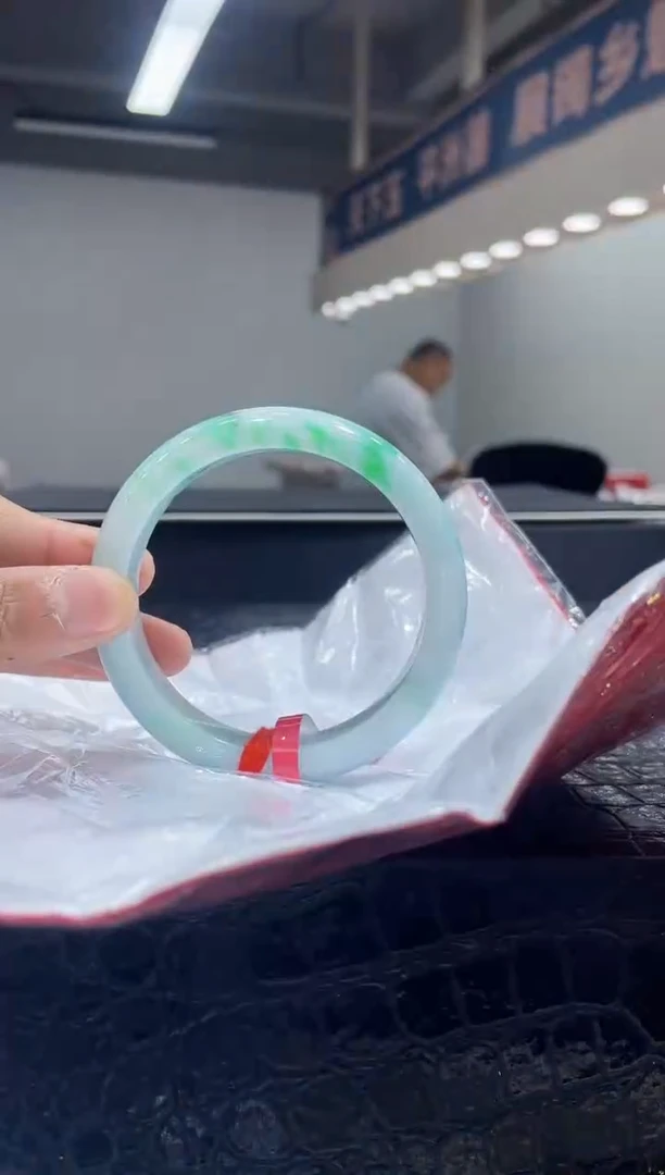 未镶嵌手镯翡翠17