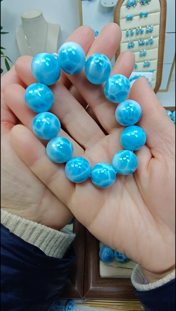 未镶嵌针钠钙石（海纹石）手链多样性发一