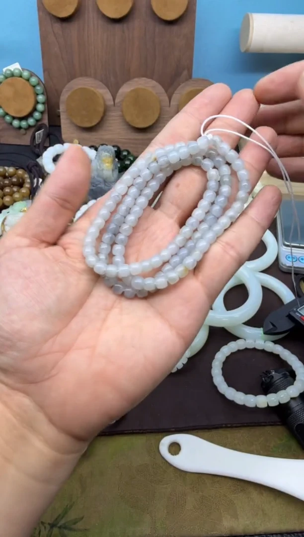 颈饰未镶嵌和田玉焱**吖109