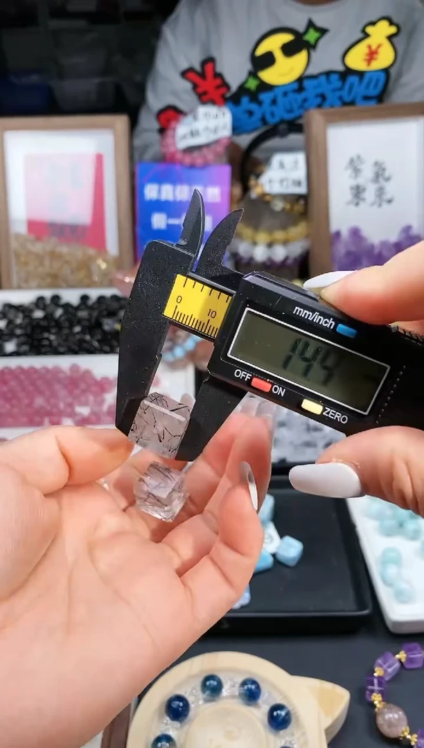 【闪购商品】水晶颈饰未镶嵌30a多样性发其一/3.11/1个