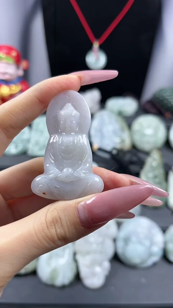 【闪购商品】翡翠颈饰未镶嵌大日如来