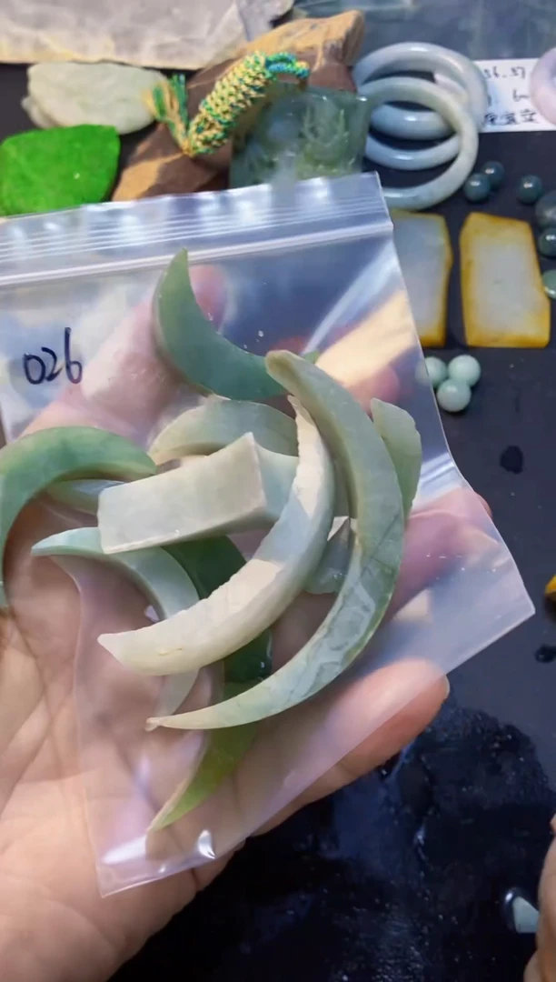 【闪购商品】翡翠颈饰未镶嵌026天然翡翠