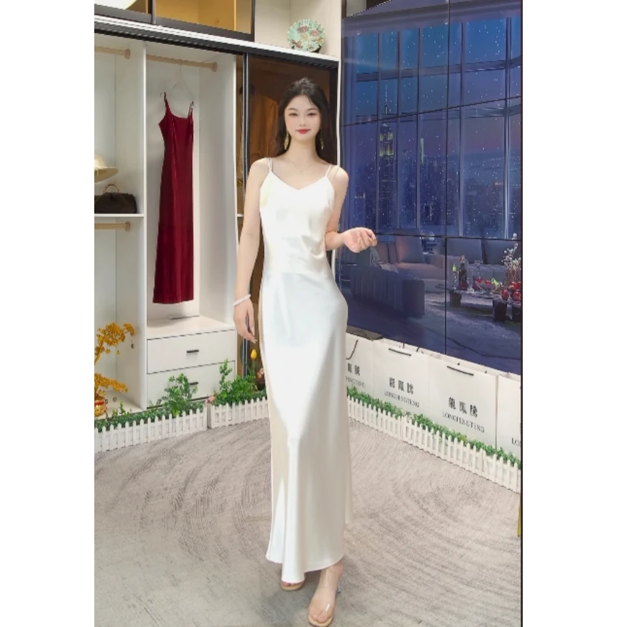 2025夏季欧若风修身气质高档V领显瘦缎面醋酸吊带连衣裙女大长裙