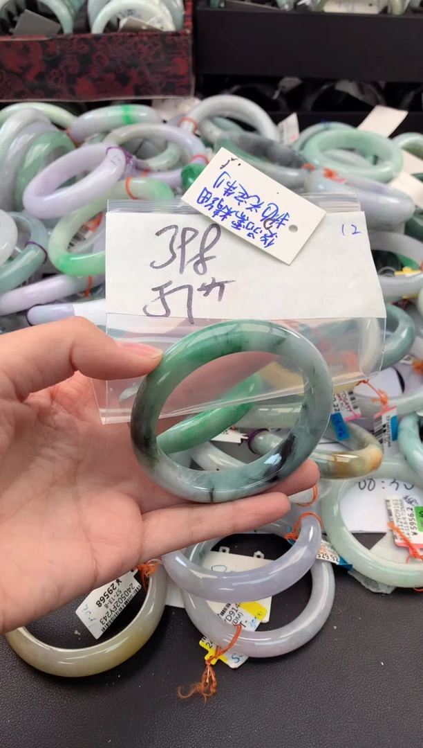 【闪购商品】定制翡翠未镶嵌毛货需精细抛光+多人