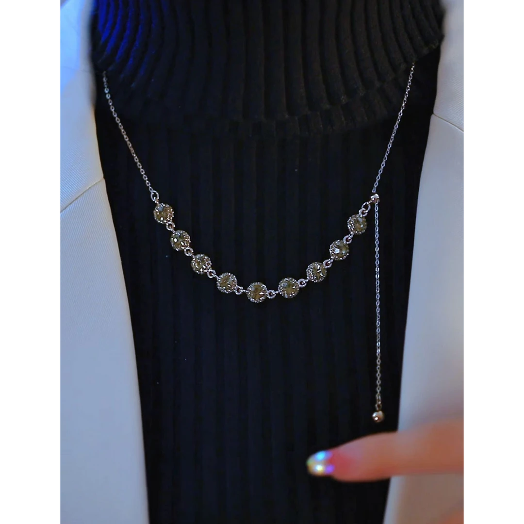 钛钢项链 轻奢时尚气质百搭九颗镶嵌钻超闪抽拉锁骨链女