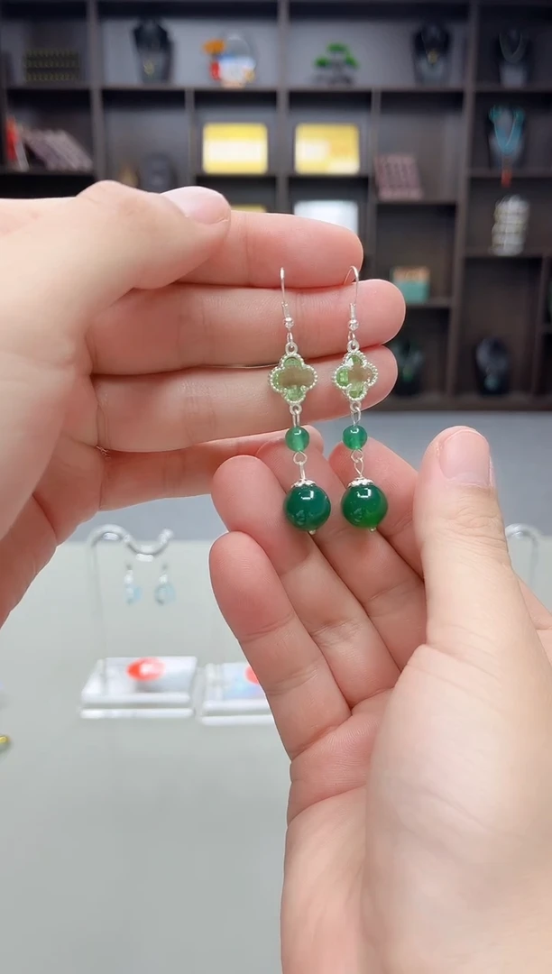 未镶嵌耳饰玛瑙/玉髓705000