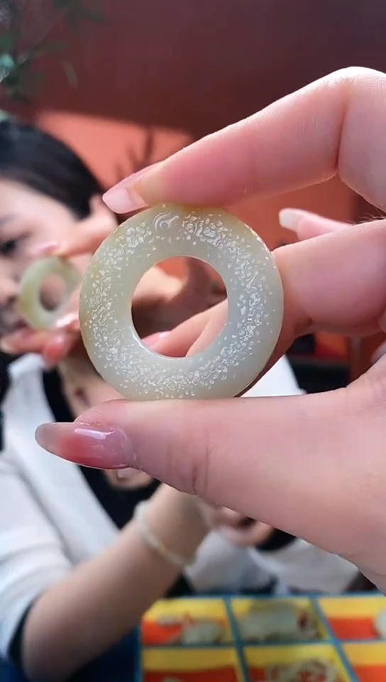 【闪购商品】和田玉挂件未镶嵌玉环