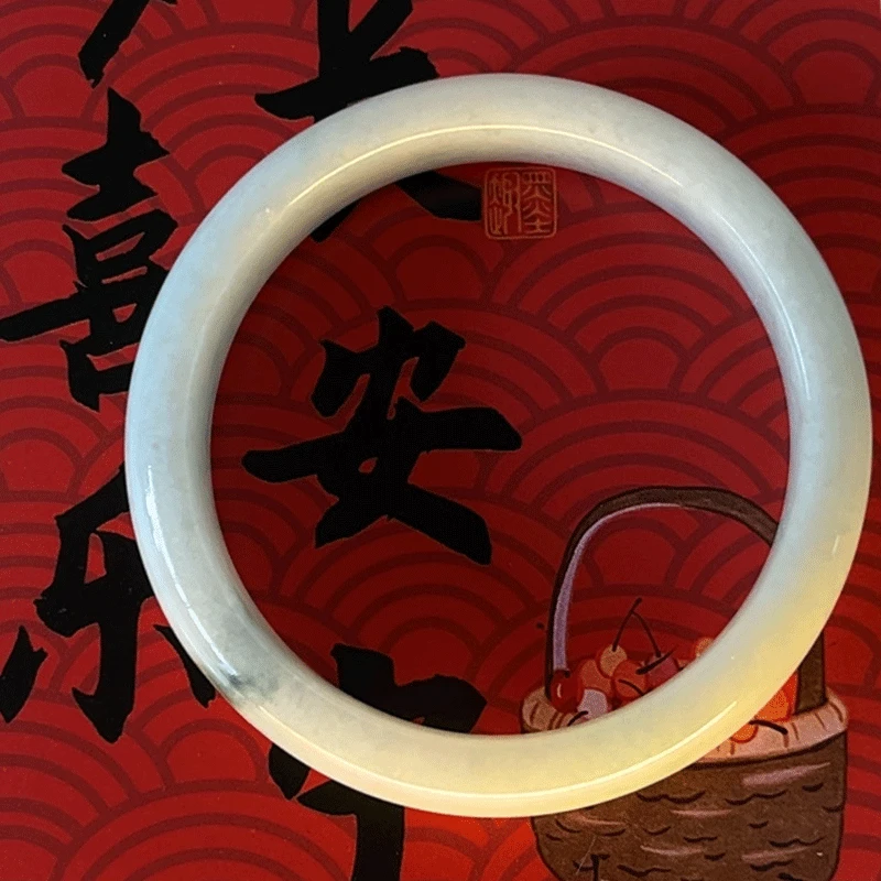 缅甸翡翠手镯女友款妈妈长辈结婚结纪念日礼品手饰装饰百搭款手镯
