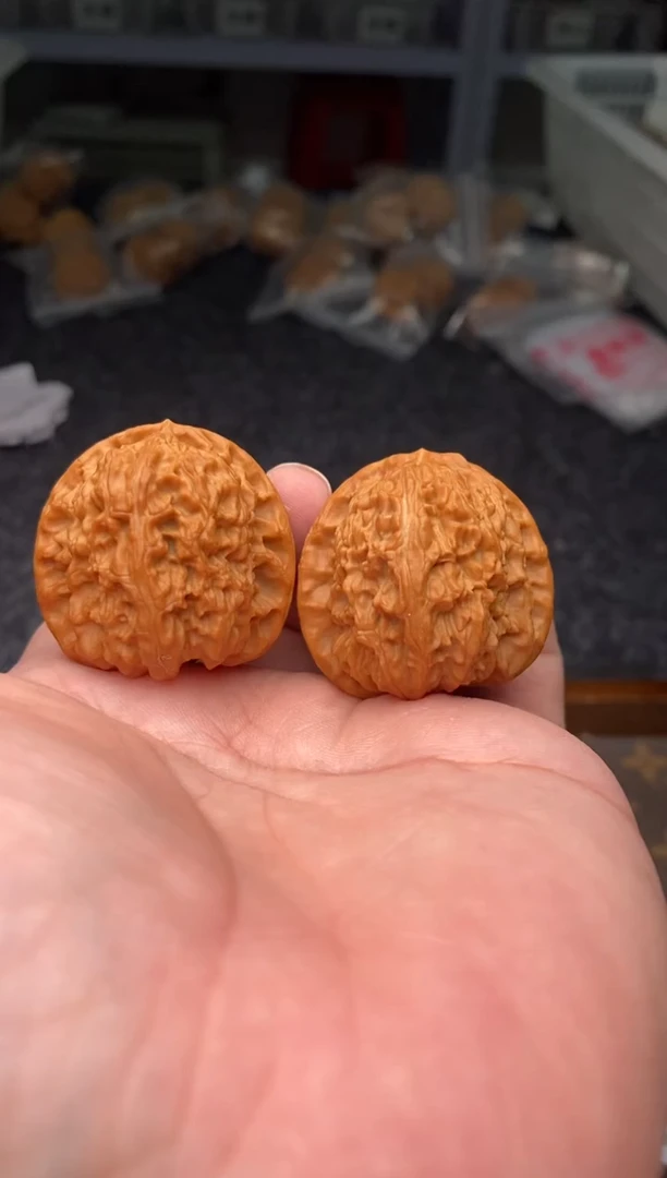 把件文玩核桃b273号38尺白狮子